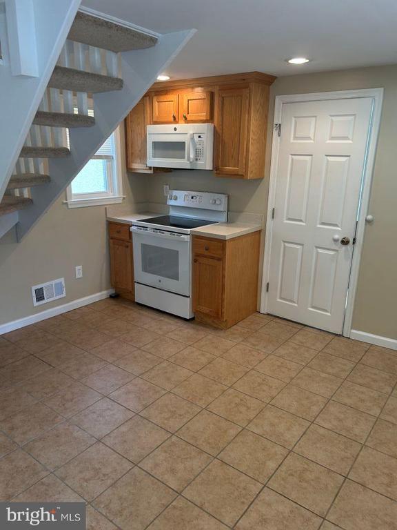 Photo - 104 Woodcrest Ave