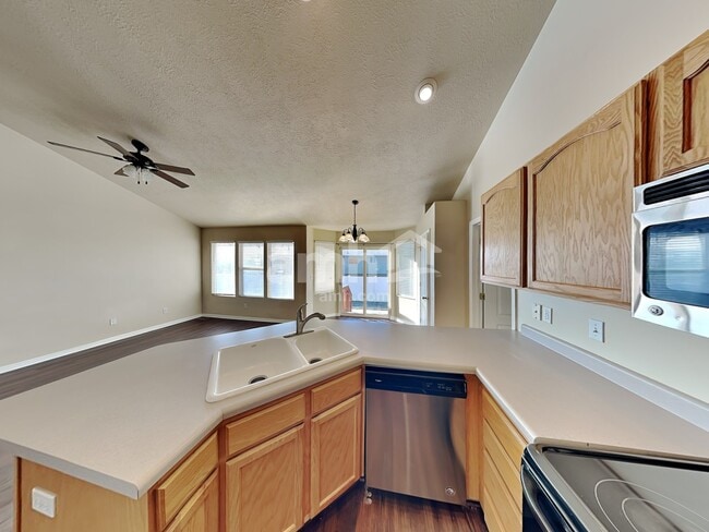 Photo - 184 E 2400 S