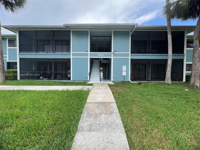 Photo - 19700 SW 103rd Ct Condominio Unidad 203