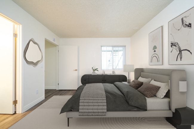 Photo - 631 Blackshaw Ln