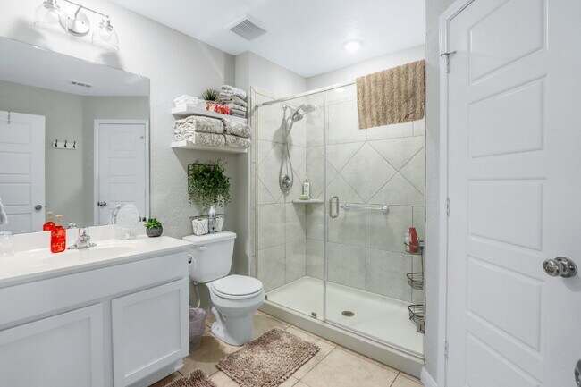 Photo - **Stunning 4BR/3BA Home with Dual Primary Ensuites & Modern Upgrades!**