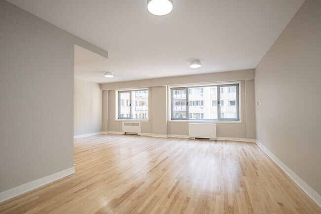 Photo - 3495 Rue de la Montagne Unité 709