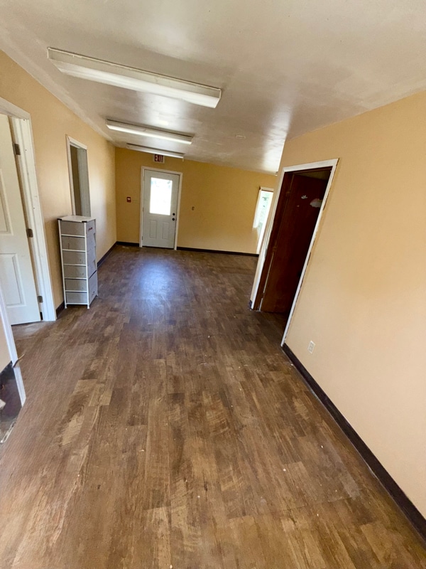 Photo - 207 W Walnut St