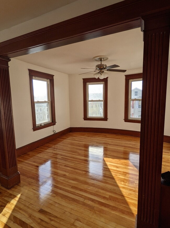 Photo - 72 Fairfax Rd Unit 3