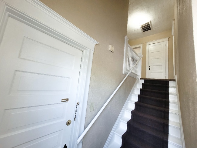 Photo - 600 Raub St Unidad 2