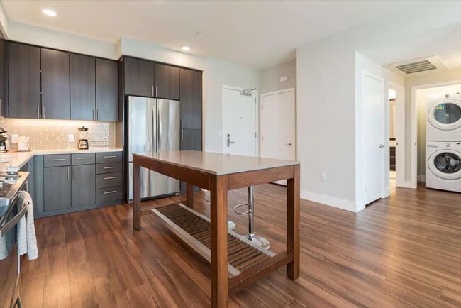 Photo - 908 Rich Ave Unidad ID1039851P