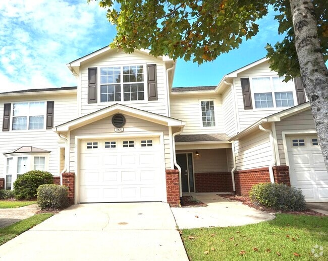 Building Photo - 765 Majestic Dr Rental