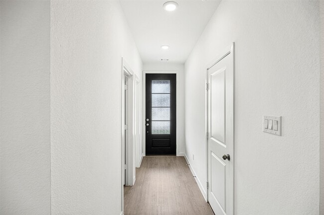 Photo - 5822 Majestic Sky Dr