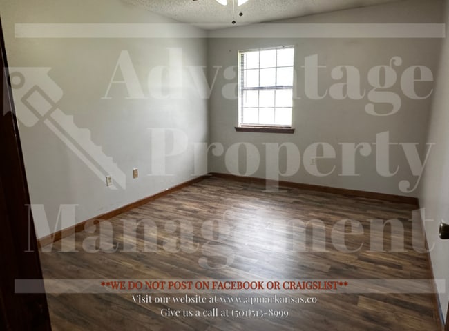 Photo - Charming 2 Bed, 1 Bath Duplex located in the heart of Conway, AR