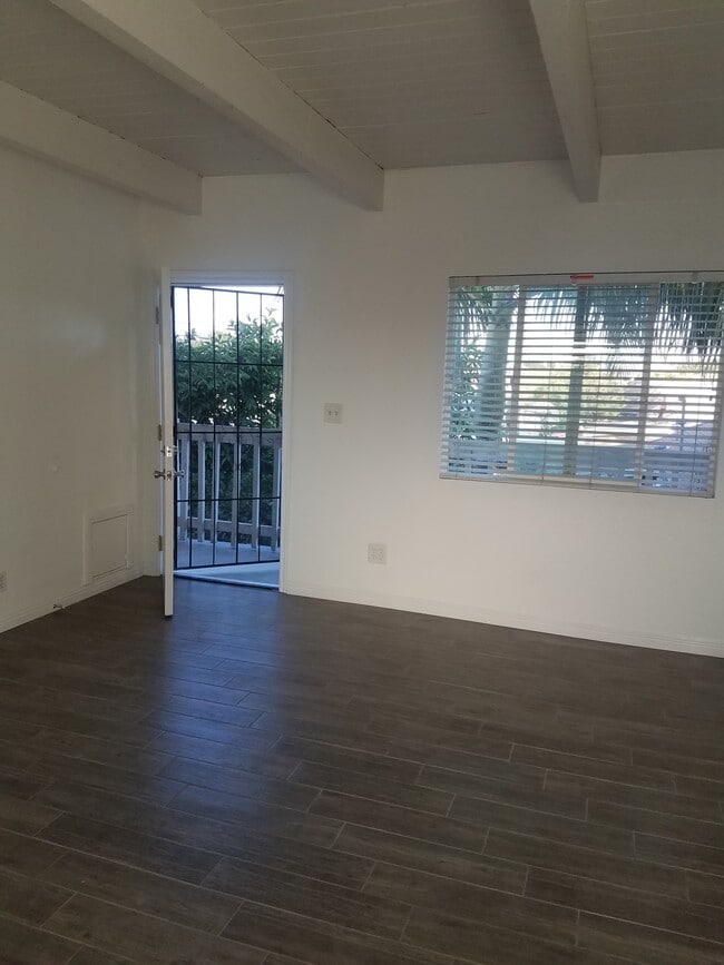 Photo - 1415 E Cruces St Unidad #4