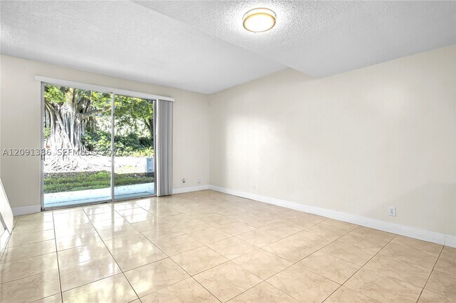 621 Talavera Rd