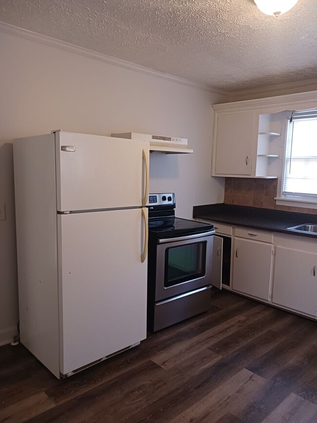 Photo - North Columbus 2bedroom home available to rent!