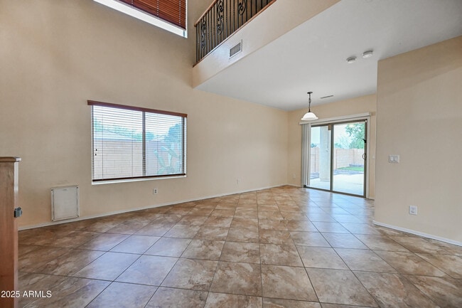 Photo - 26196 W Burnett Rd