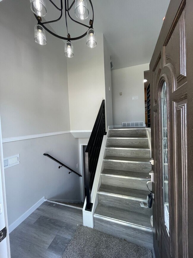 Beautiful 4 Bed 2 Bath House in Taylorsville! House Rental in