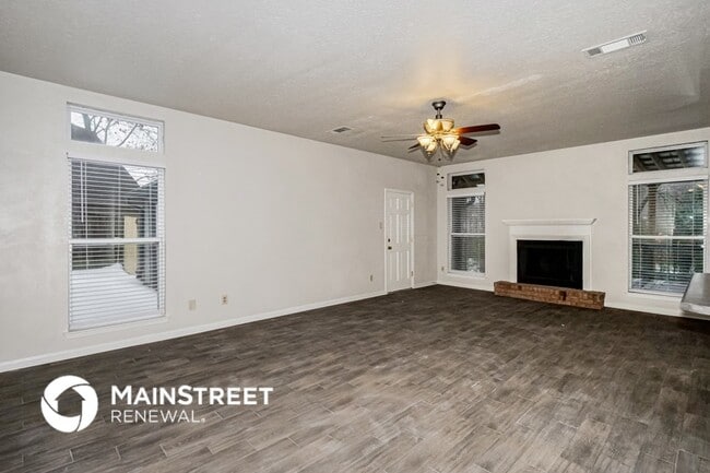 Photo - 7897 Bentwood Cir