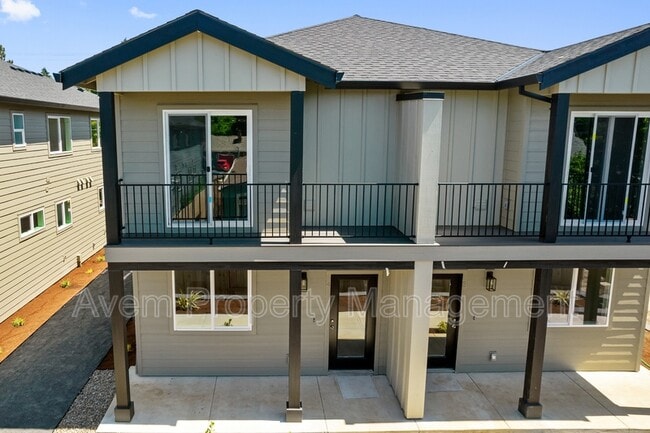 Photo - 930 Molalla Ave Rental