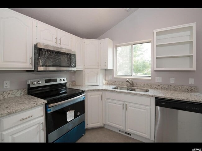 Photo - 2803 W 1100 N