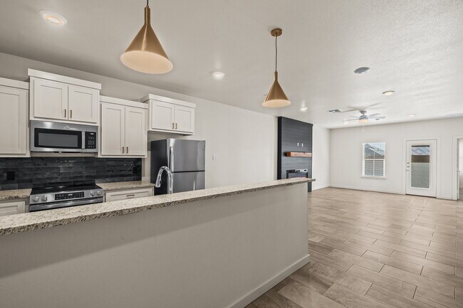Photo - **MOVE IN SPECIAL** Stunning Townhomes in Frenship ISD!