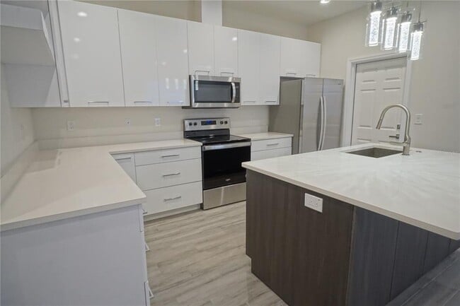 Photo - 4102 N Thatcher Ave