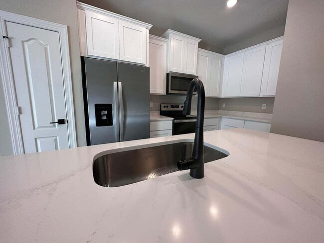 Photo - 1726 Party Pl