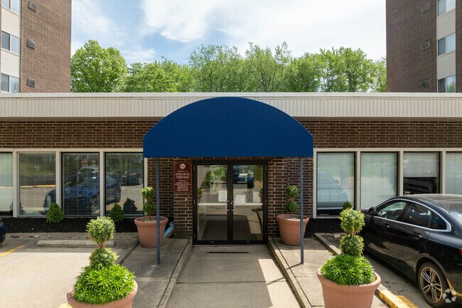 Leasing Office - College Towers