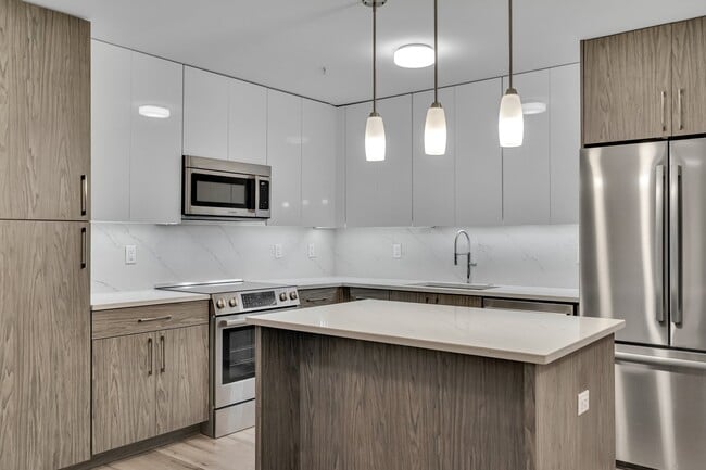 Photo - 771 Harrison Ave