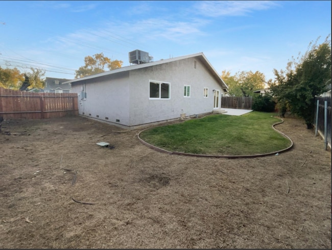 Photo - 1109 Frienza Ave