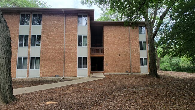 Photo - 5821 Oakwood Dr Condo Unit A