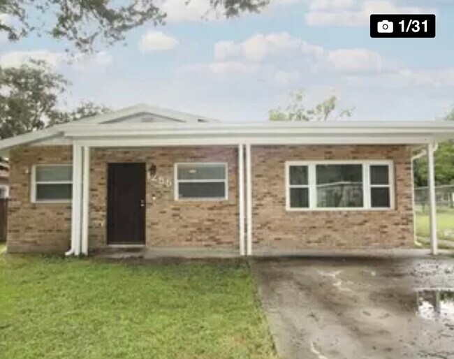 Photo - 1255 Dunbar St