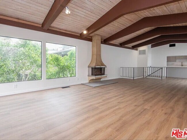 2819 Pacific View Trail Unit 1&2