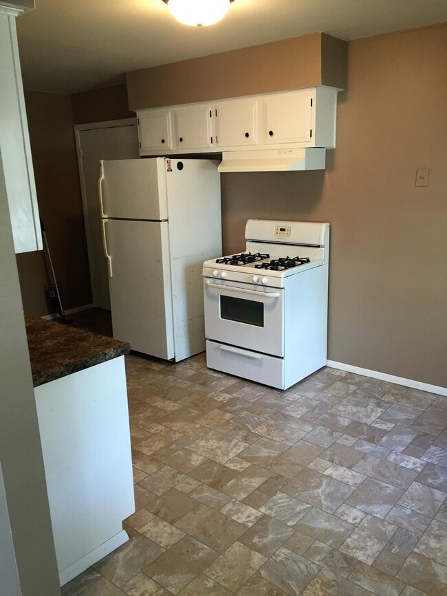 Photo - 2604 40th Pl