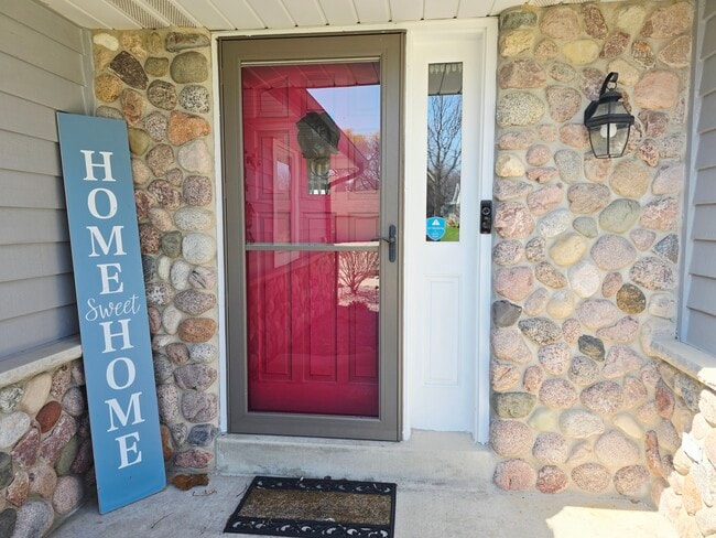 Photo - 8145 S White Oak Dr