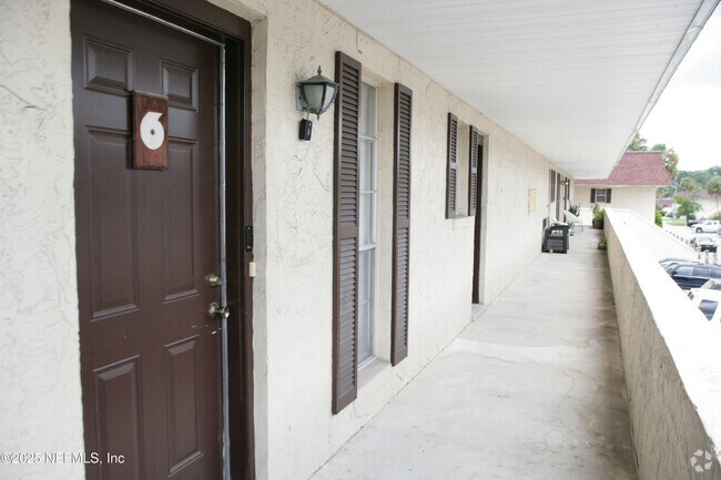 Building Photo - 1716 El Camino Rd Unit 6 Rental