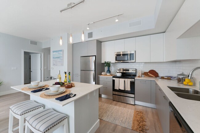 Photo - Marina del Sol