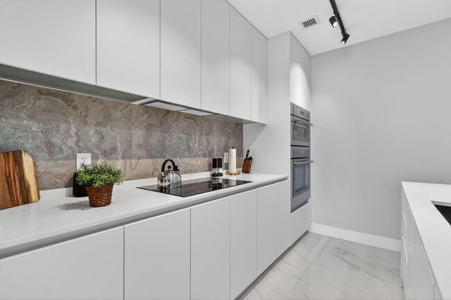 Photo - 700 NE 23rd St Unit 3206