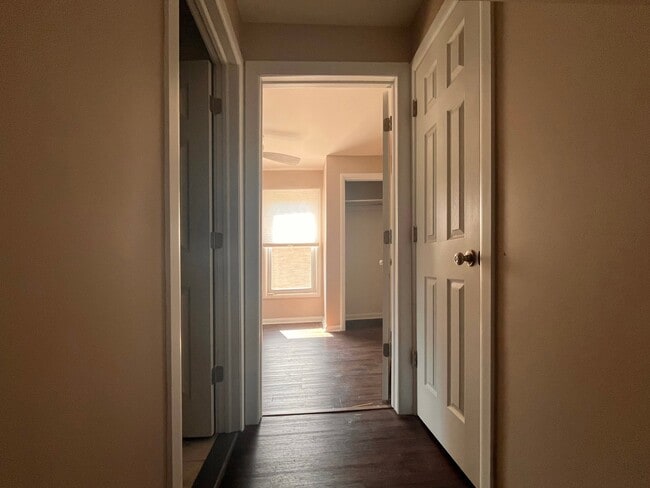 264 Kenwood Ave Unit 2