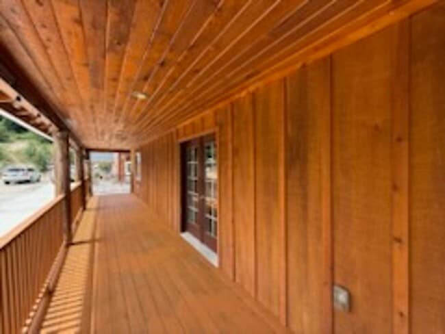 Photo - Spacious 4BR Home Near Sacheen & Davis Lake