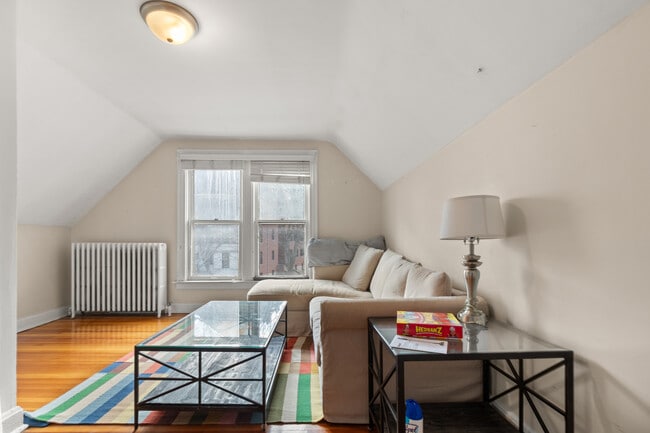 Photo - 1121 Leonard Pl