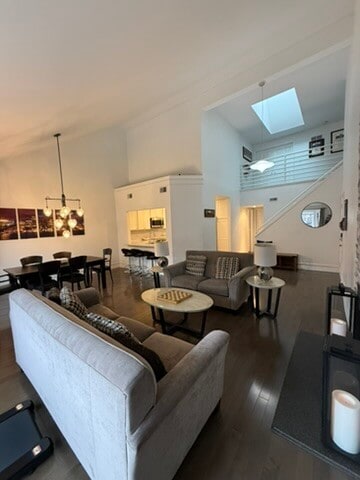 Building Photo - 4444 Lindell Blvd Unit Apt 4