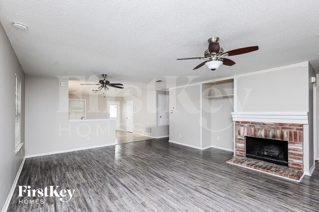 Photo - 8771 Cove Meadow Ln