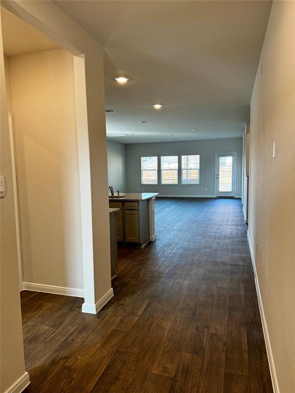 115 Bethpage Dr
