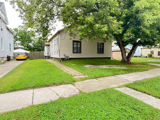 Photo - 1114 S 7th St