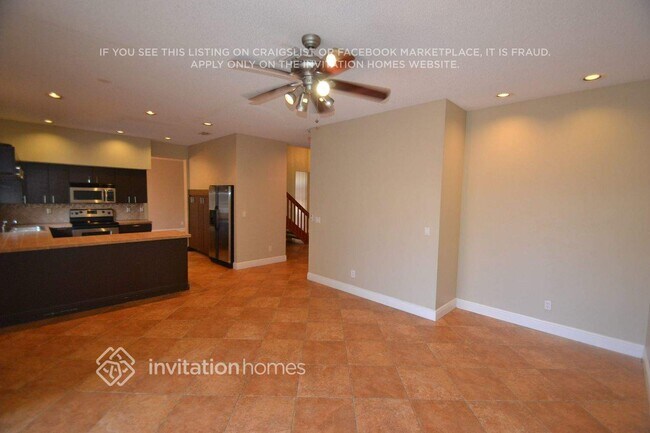 Photo - 10225 Panama St