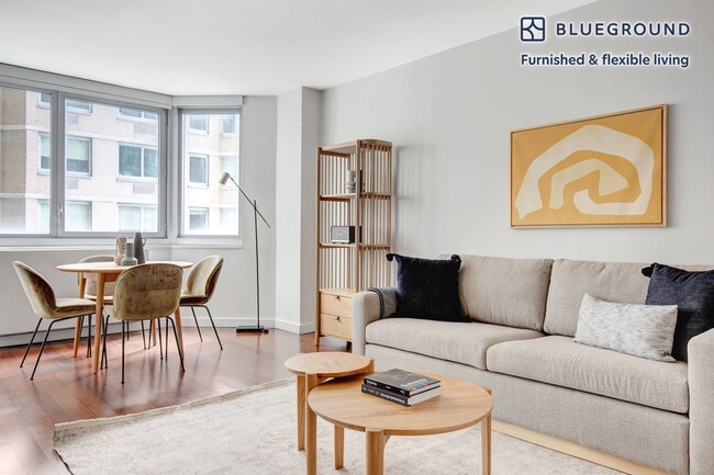 Photo - 606 1st Ave. Unit FL6-ID695