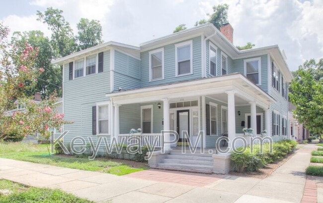 Building Photo - 250 Ellis St