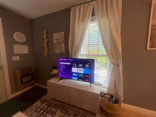 Photo - 186 Hilltop Ln Unit B