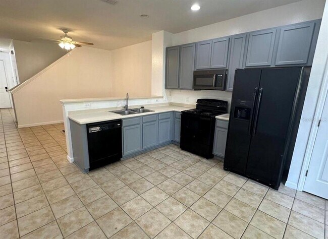 Photo - 2674 Mayaguana St