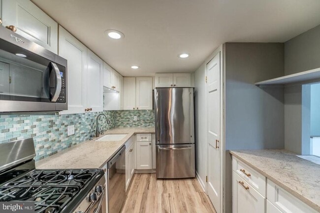 Photo - 322 Old Forge Crossing Unit 322