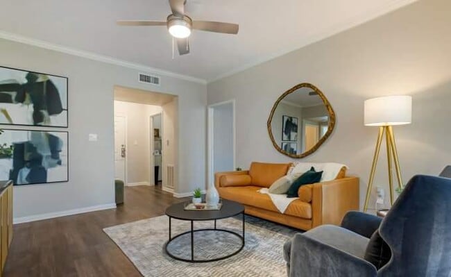 Building Photo - 3 bedroom in Stafford TX 77477 Unit 3292 Rental