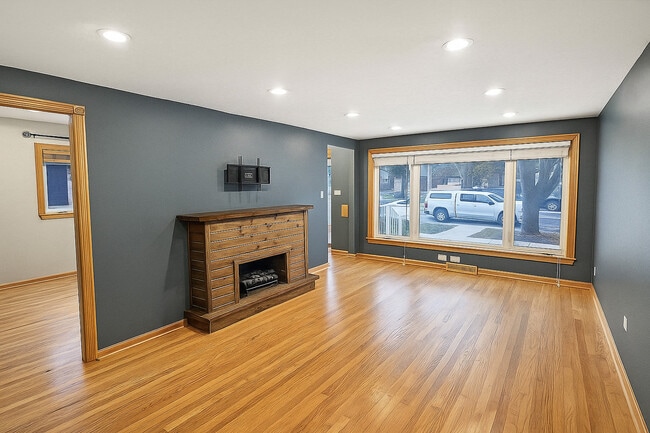 Photo - 5155 S Mobile Ave House